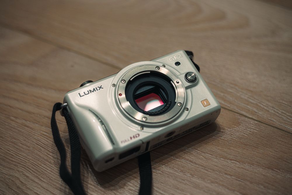 Panasonic Lumix GF2 + Lumix G 14-42mm | IDEALNY STAN | JAPONIA