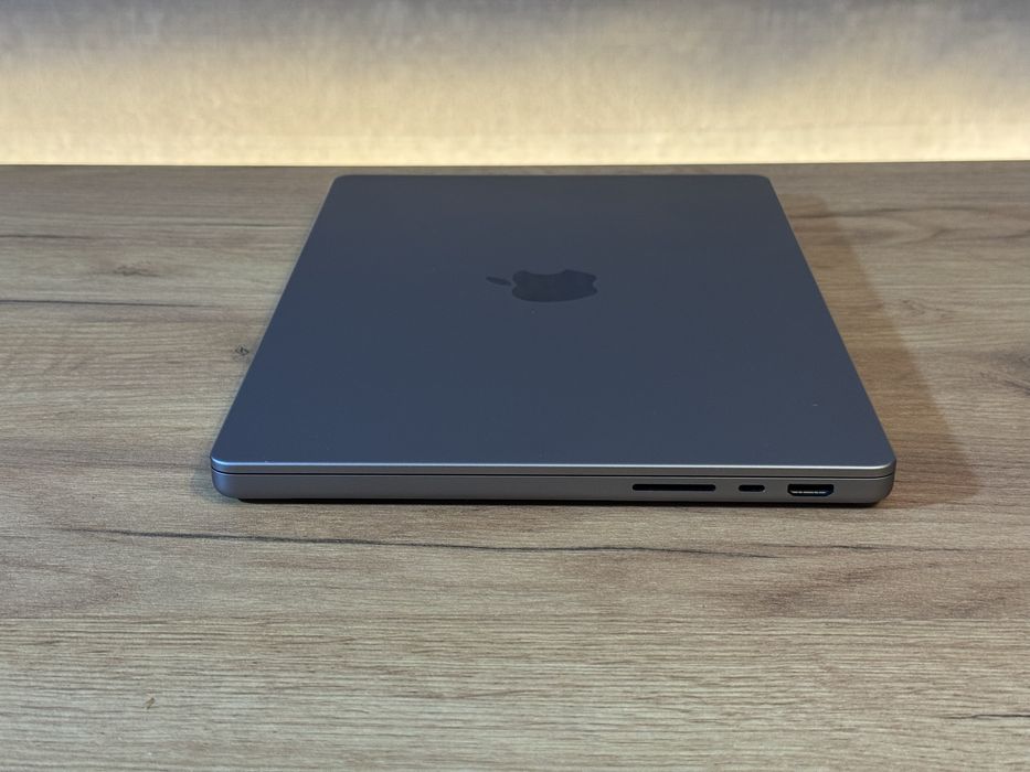 MacBook pro 14インチ 2021 M1MAX 64GB SSD2TB 2021 Apple MacBook Pro 14-inch M1 Max 64GB 2TB - Space Grey