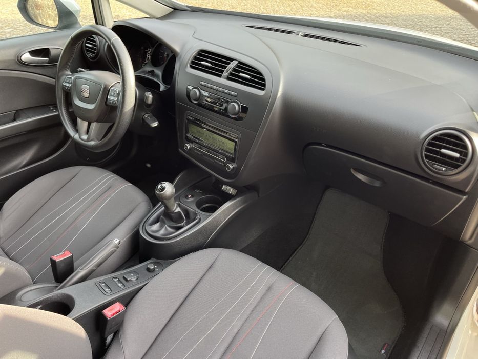 Seat Leon - Nacional/1 Registo/2014/76.000km