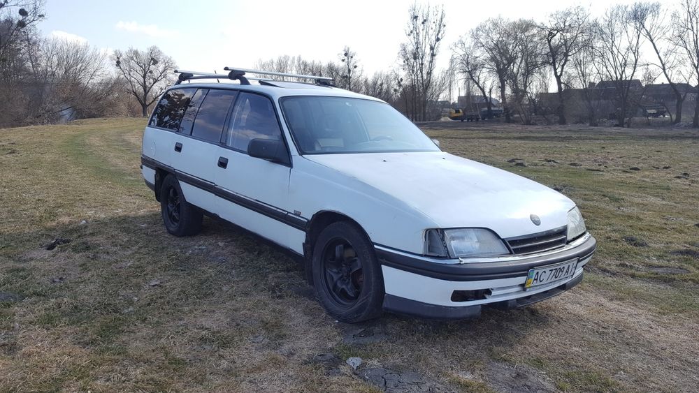 Opel  Omega  2.0