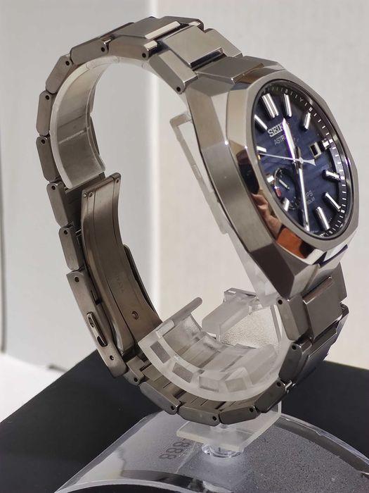 Часы Seiko Astron GPS Solar SBXD013 3X62-0AA0
