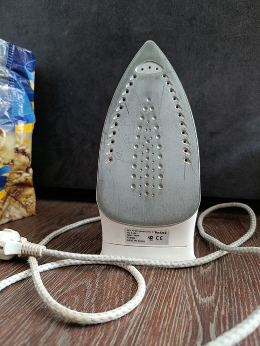 Праска  Tefal та Scarlet