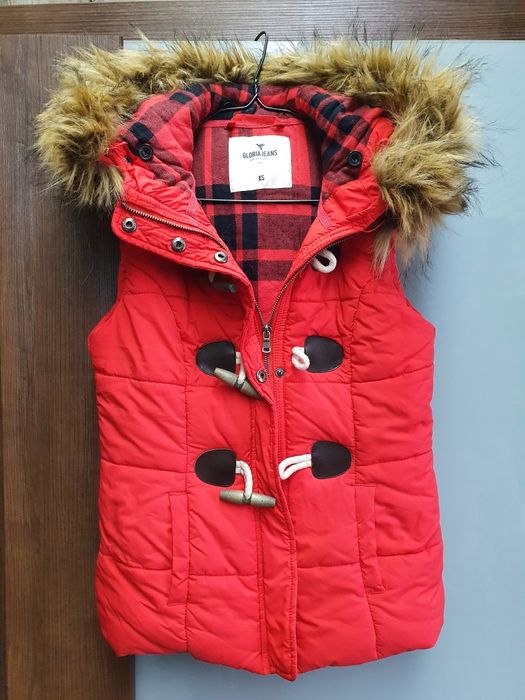Жилет тёплый Gloria Jeans  XS