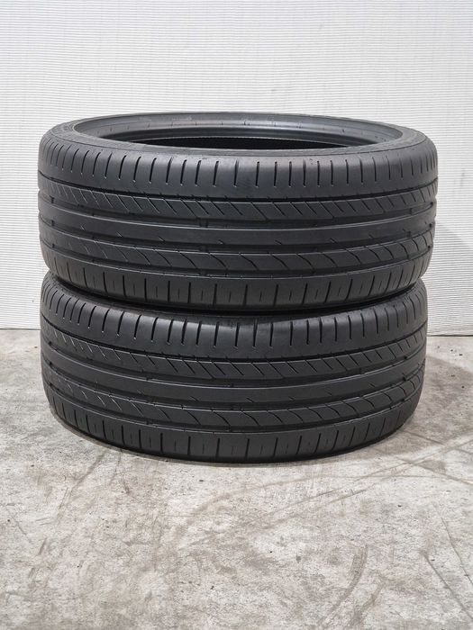 2 Pneus 225/40R18 CONTINENTAL (RFT) Semi Novos