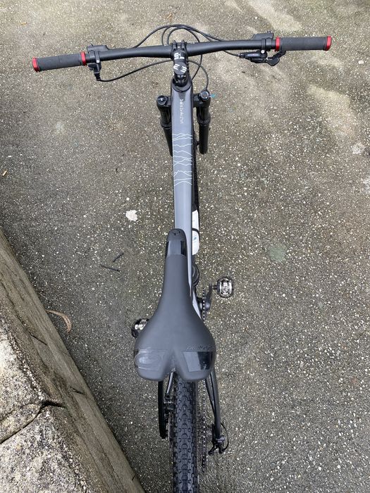 Vendo bicicleta BTT Marca BH