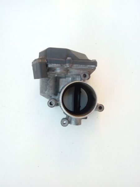Дроссельная заслонка 03L 128 063 Е Passat CC Пассат ЦЦ 2.0 TDI CBA