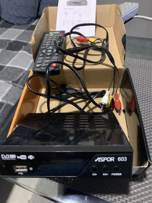 Тюнер цифровой