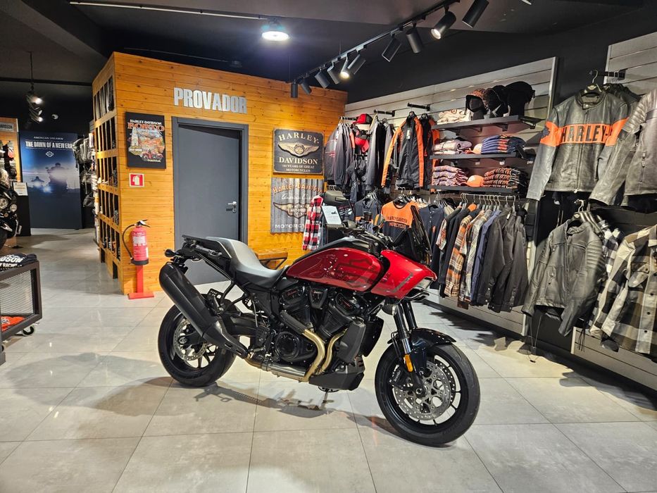 Harley-Davidson Pan America ST