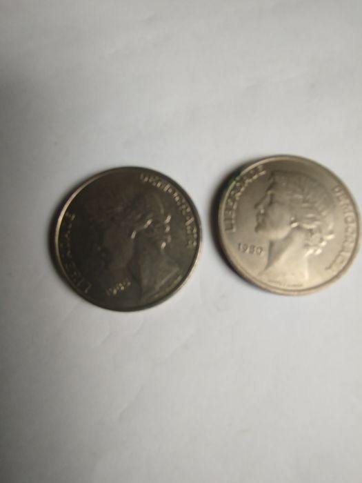 Moedas antigas  Portugal e EUA