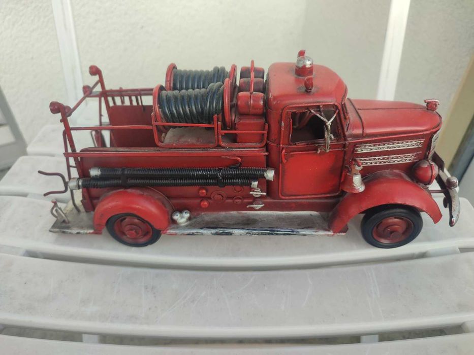 Машина пожарная игрушечная , МЧС , МНС , коллекционная  , прошлый век