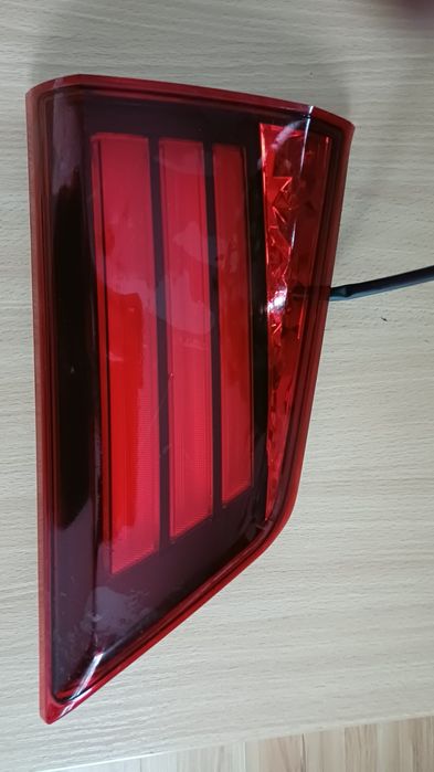 Ліхтар задній правий  mitsubishi outlander