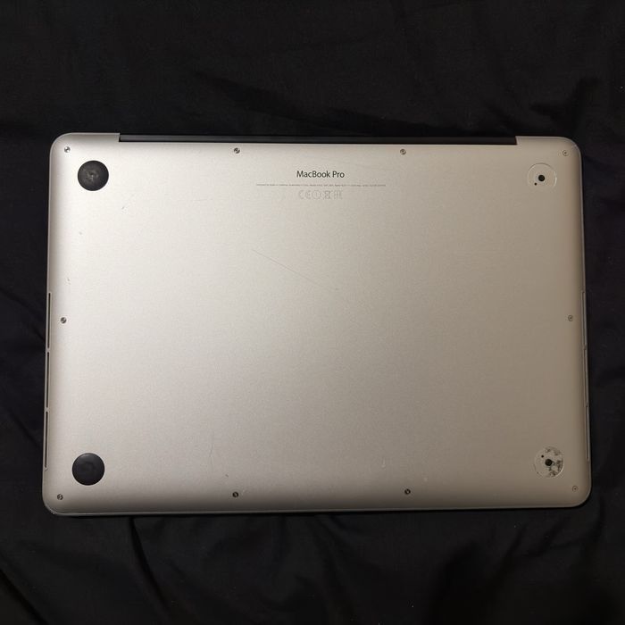 Apple MacBook Pro 13" (model A1502)