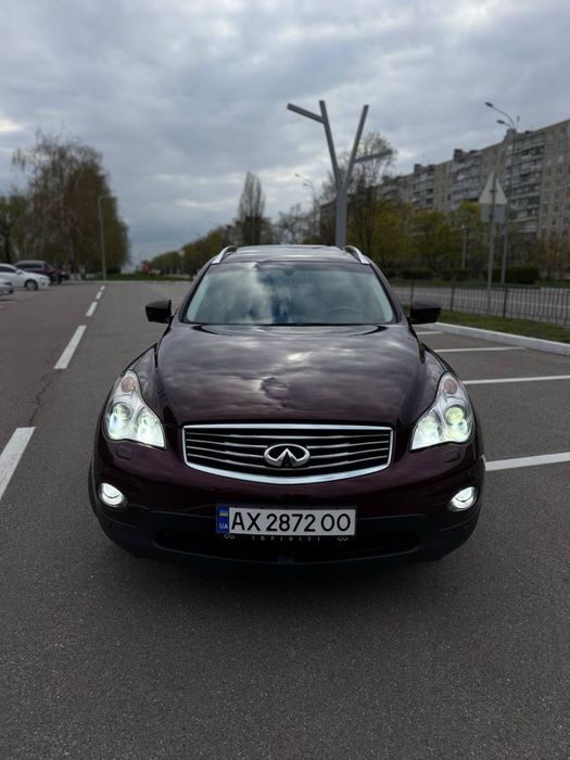Продам infiniti ex 25