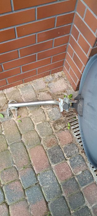 Antena satelitarna