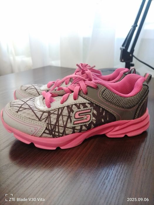 Кросівки дитячі скечерс