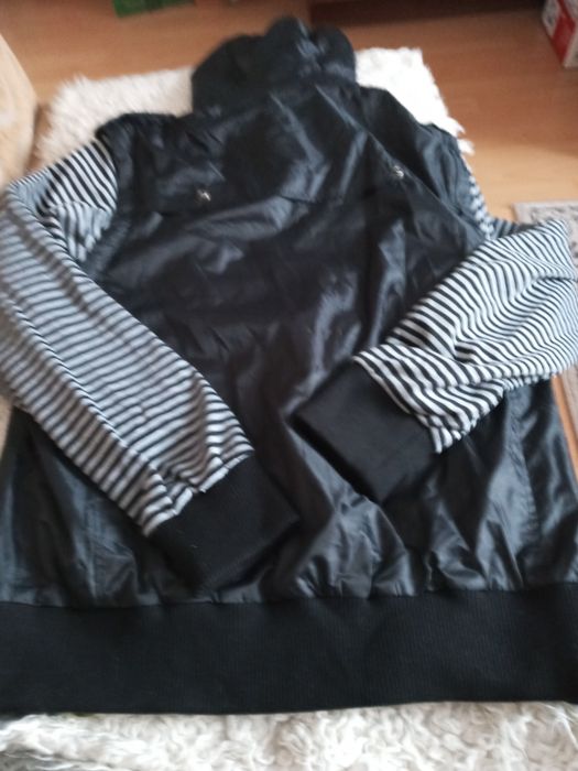Kurtka/Bluza/bezrekawnik rozmiar L