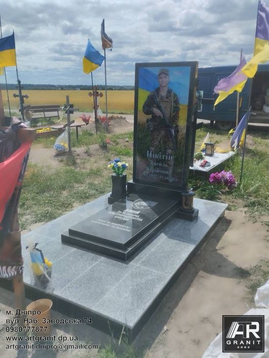 Памʼятники для військових у Дніпрі