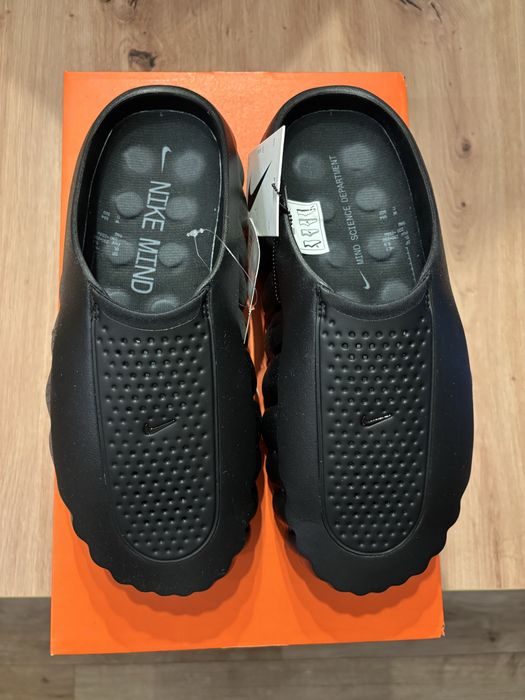 Nike  mind  001