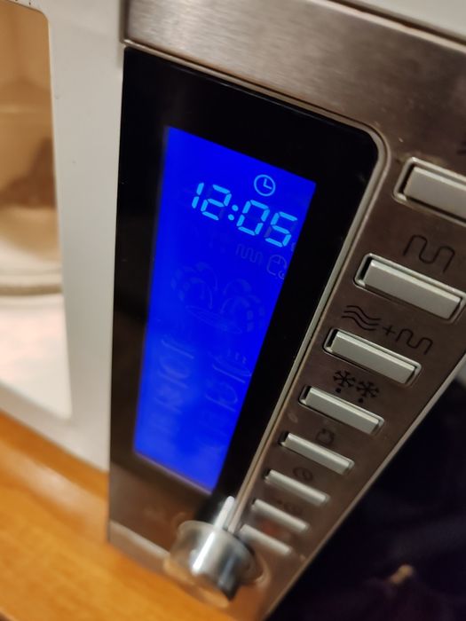 Kuchenka mikrofalowa LIFETEC MD12801 kompletna z talerzem