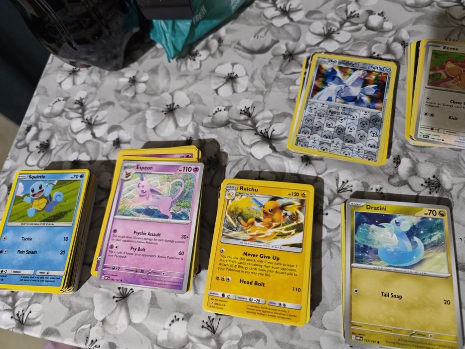 Karty Pokemon ponad 1600 sztuk