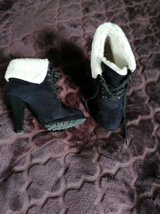 Ботинки на каблучке