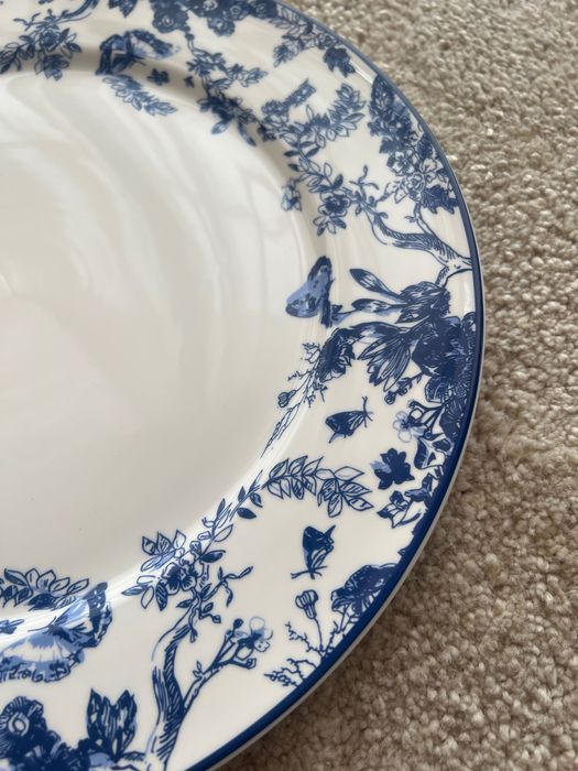 Blue-Flowered Pattern Plate - 35 cm429812896341043202