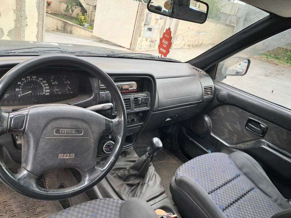 Opel frontera 2.5 diesel TDS sport — photo 5