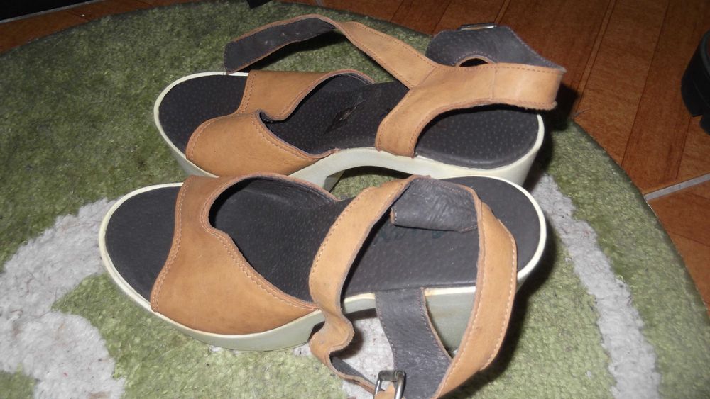 Calçado espetacular, só experimentado por apenas 5€ cada