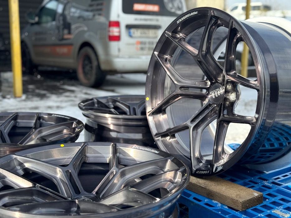 Великий Виліт Ковані Різнош R20 5x120 BMW X3 X5 X6 E53 E70 E71 F15 F16