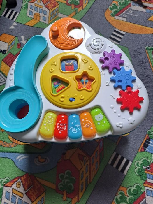 Stolik interaktywny smily play