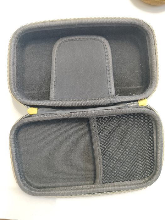 R36S Plus Hall Effect + 1402 gry + etui – większy ekran, ulepszona wersja