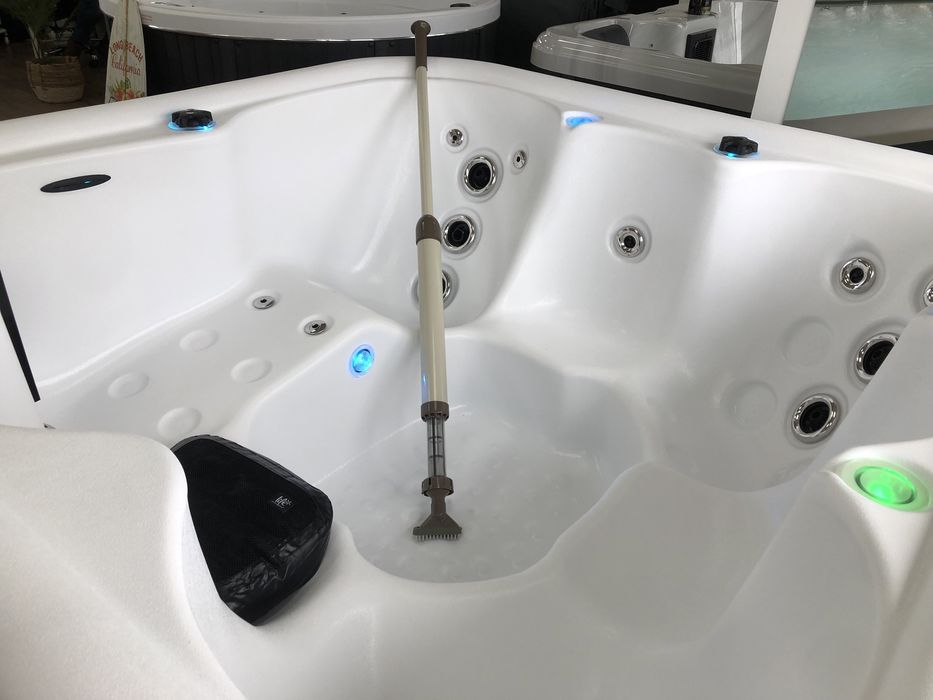 Spa 4.489,00€ Entrega Imediata - Ofereça dia do pai 19 Março 2026