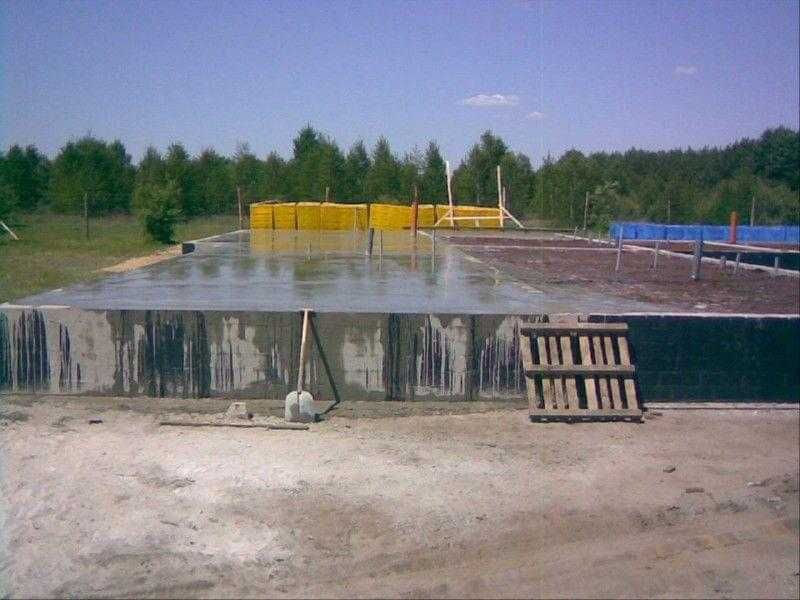 Ocieplenie, poliuretan, izolacja, jak styropian lub wełna