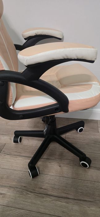 Fotel gamingowy dzieciecy hell's chair