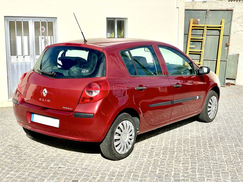 Renault Clio 2006 - OTIMO ESTADO - CarPlay