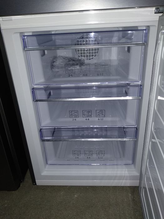 OUTLET Janki ul Wspólna 6 Lodówka Beko MCNA406E63ZXBN