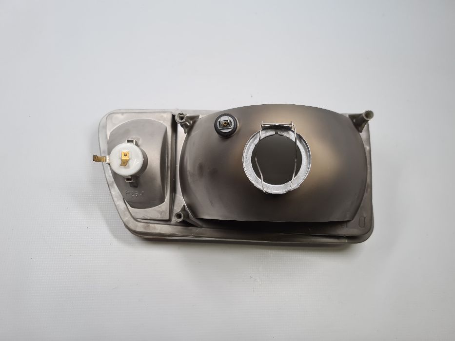 Lampa reflektor PRAWY CITROEN VISA 11 E 14 16 17 przód przedni OEM NOW