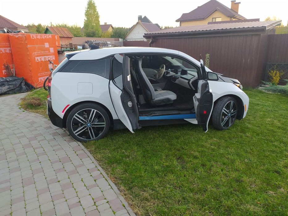 Продам BMW I3 2015 року