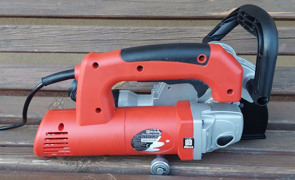 Bruzdownica Einhell TC-MA 1300
