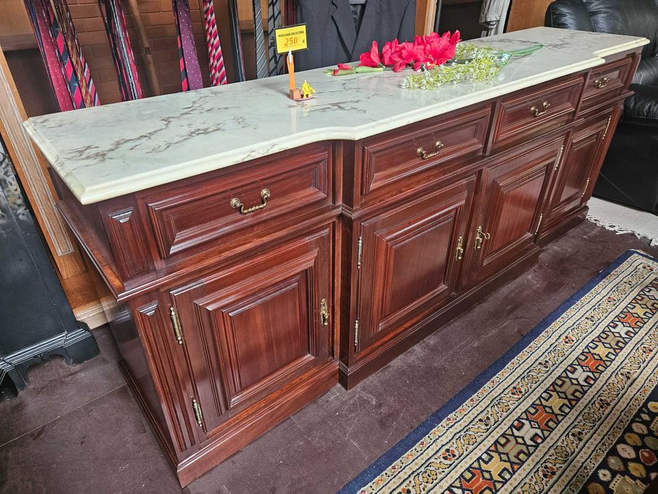 Aparador em madeira com tampo em pedra - óptimo bom estado geral