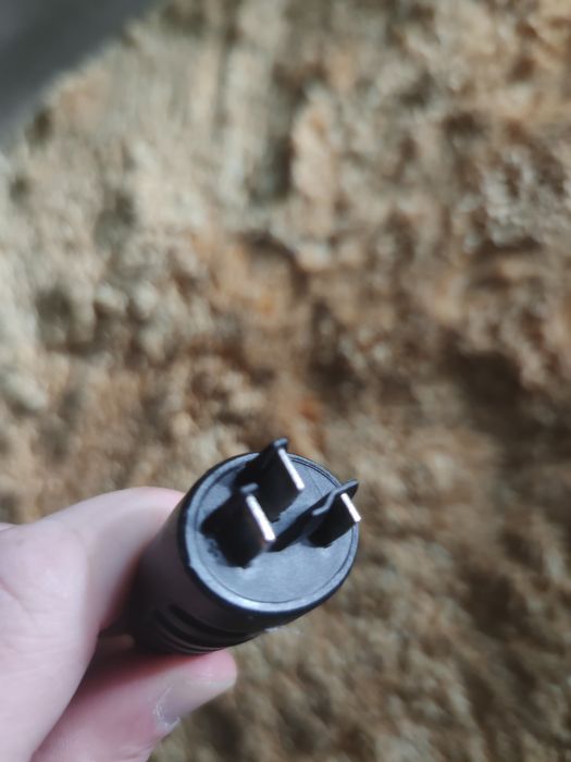 Зарядний пристрій Bosch 36-4/230 для е-байку