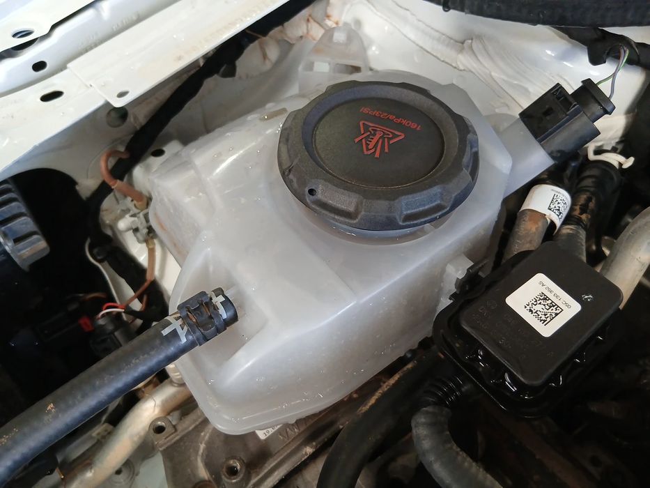 Reservatório / depósito da água / líquido de refrigeração AUDI A1 Spor