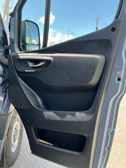 Мерседес спрінтер