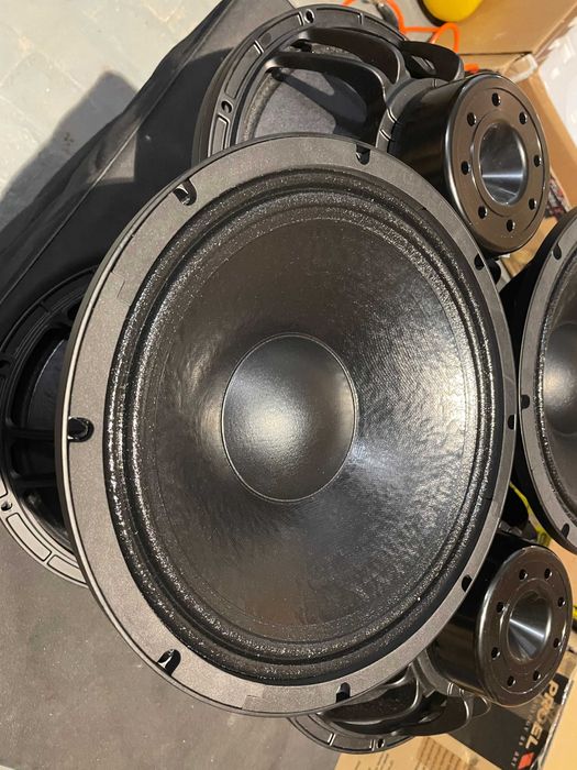 Głośniki 12" B&C 12NDL76 16 ohm, 800W, jak nowe!