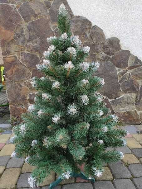 Штучна ялинка з білими кінчиками Королева Снігова искусственная елка