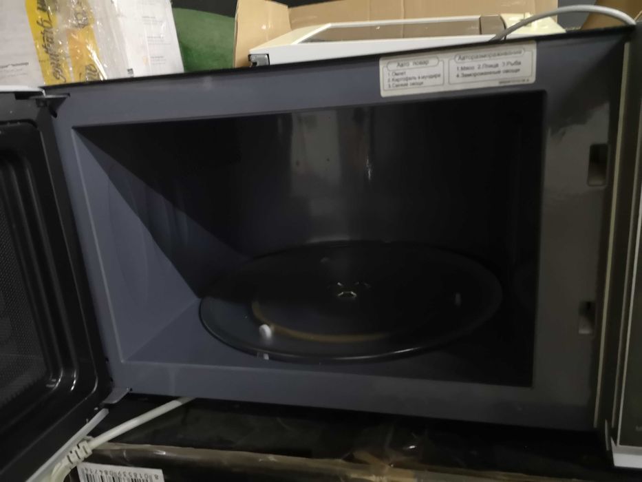 Микроволновка LG MS-2347DRB