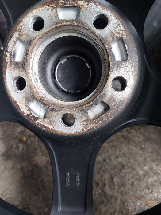 R18 диски Ronal 5×114,3  чорні стан нових 4диски. R18