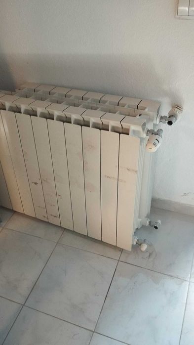 Caldeira a gás natural + aquecedores de parede