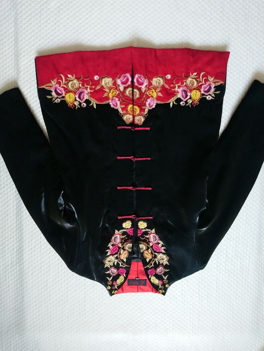 Жіночий піджак з вишивкою в китайскому японському стилі L розмір