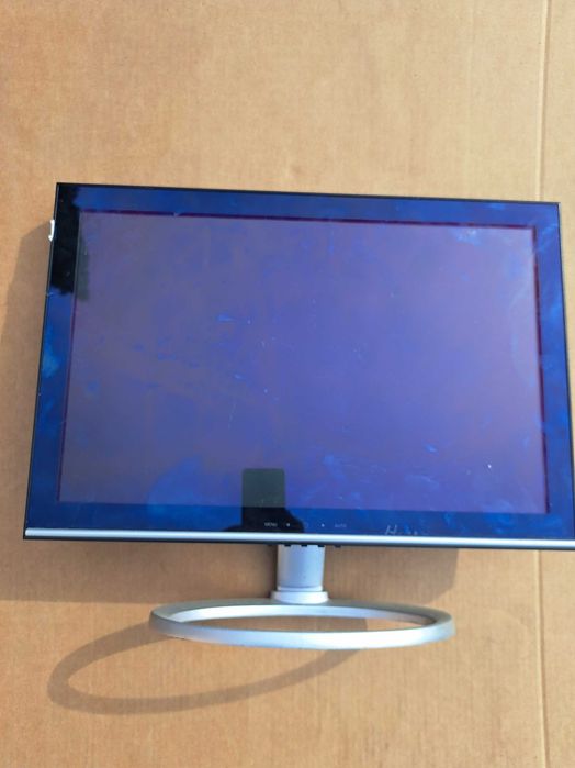 Monitor LCD tanio